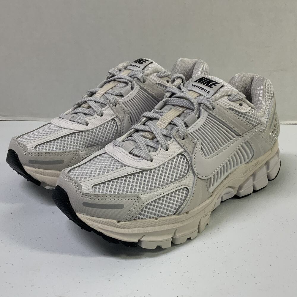 Nike Air Zoom Vomero 5 White Vast Grey FQ7079 100 Size 6 Women Mesh Runner